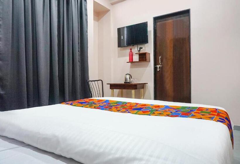 Fabhotel Skyline I   Nr Baner Hill