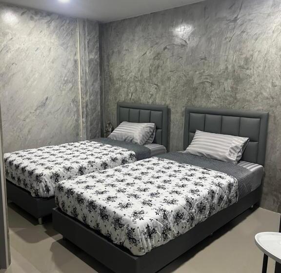 Отель คาเฟ่ เดอ แจ่วบอง รูมแอนด์เซอร์วิส