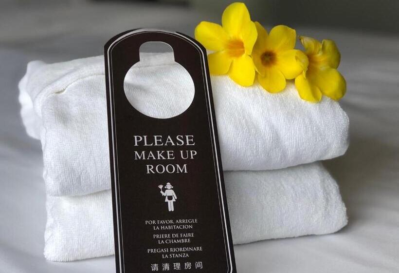 Hotel ประทายบุรี โฮเทล แอนด์ รีสอร์ท