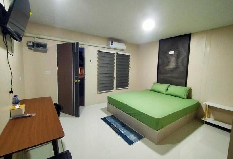 Отель ริมธารริเวอร์เพลส