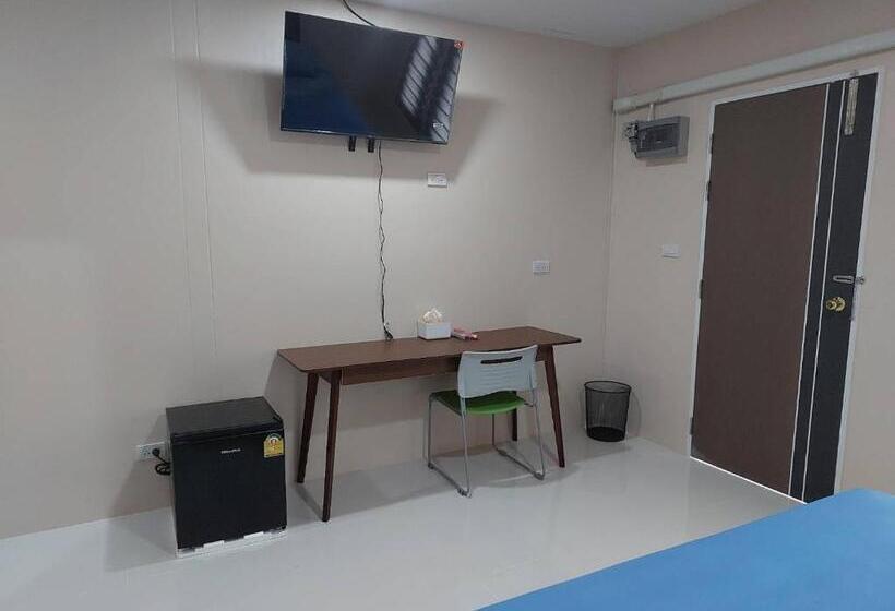 Отель ริมธารริเวอร์เพลส