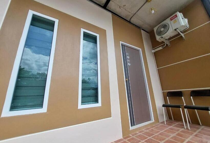 Отель ริมธารริเวอร์เพลส