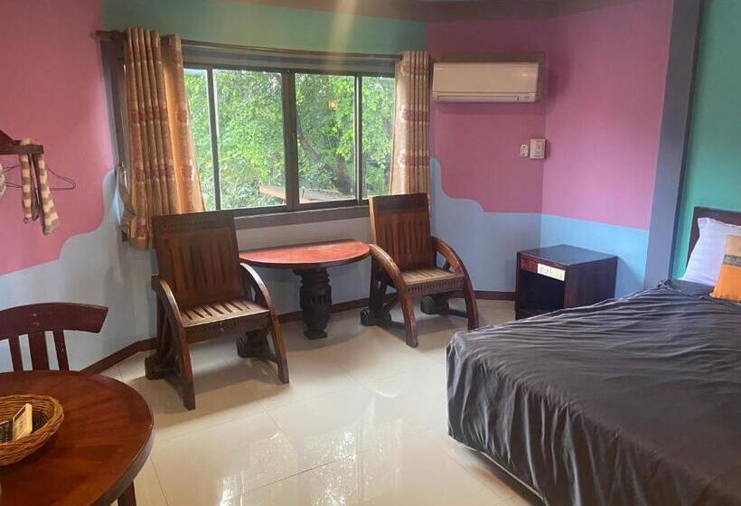 Hotel โรงแรมมวกเหล็กเกสท์อินท์