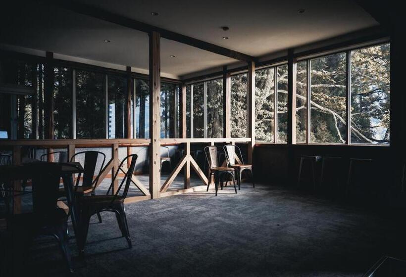 בית מלון כפרי 肆野 サンモリッツ三番館