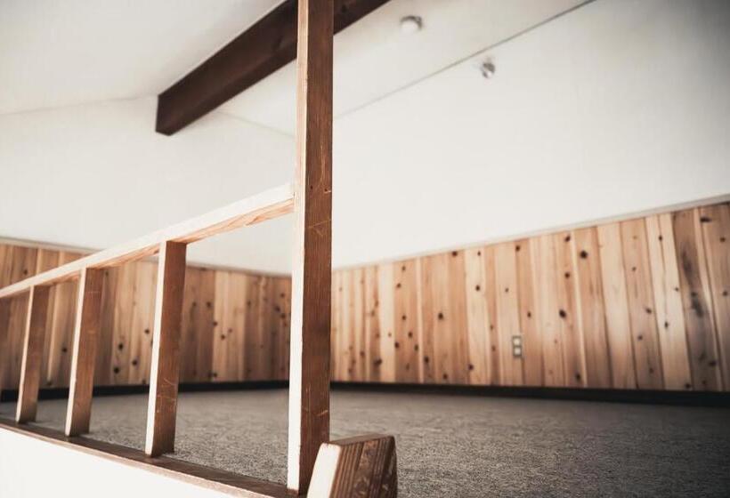 בית מלון כפרי 肆野 サンモリッツ三番館