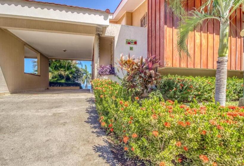 ホテル Bahia Pez Vela Villa Combo Units 18 And 19