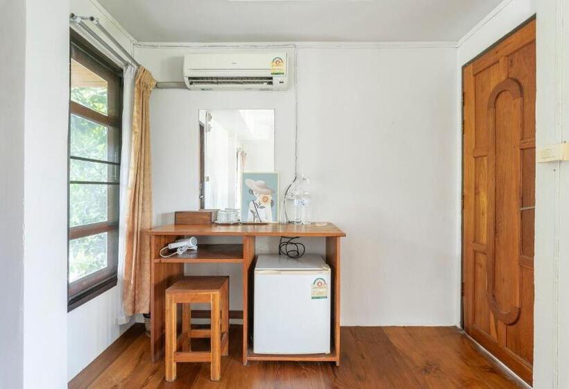 Отель Betel Palm Village   Casa Retreat