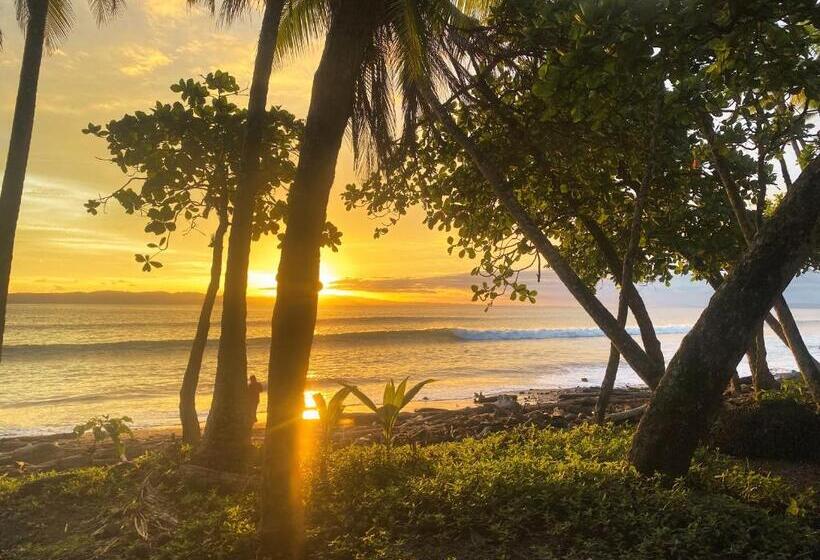 فندق Brahman Bungalows On Pavones Point