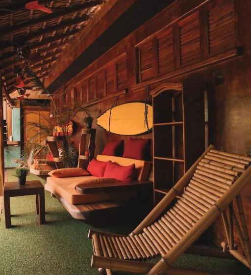 ホテル Frutas Y Verduras