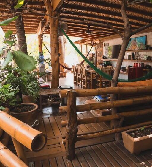 ホテル Frutas Y Verduras