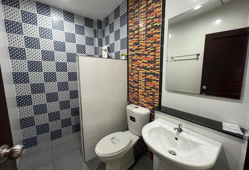 فندق Cmon Guesthouse