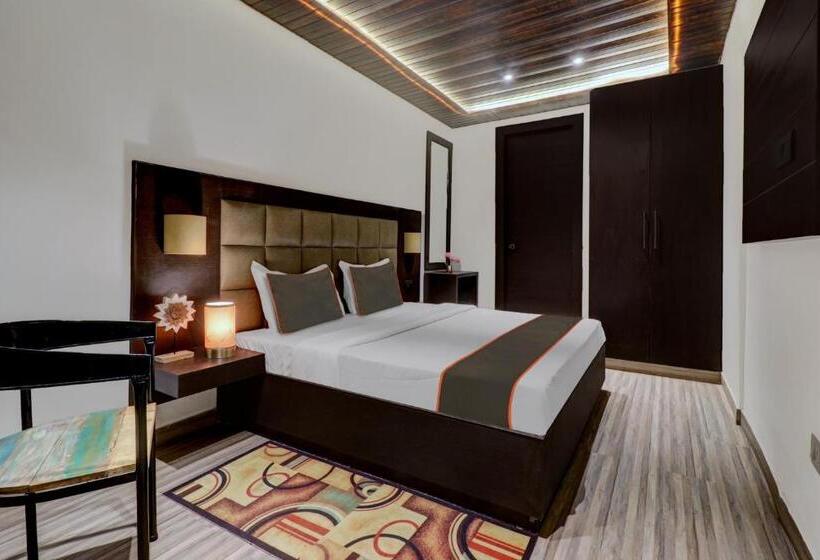 فندق Collection O Mount N Woods