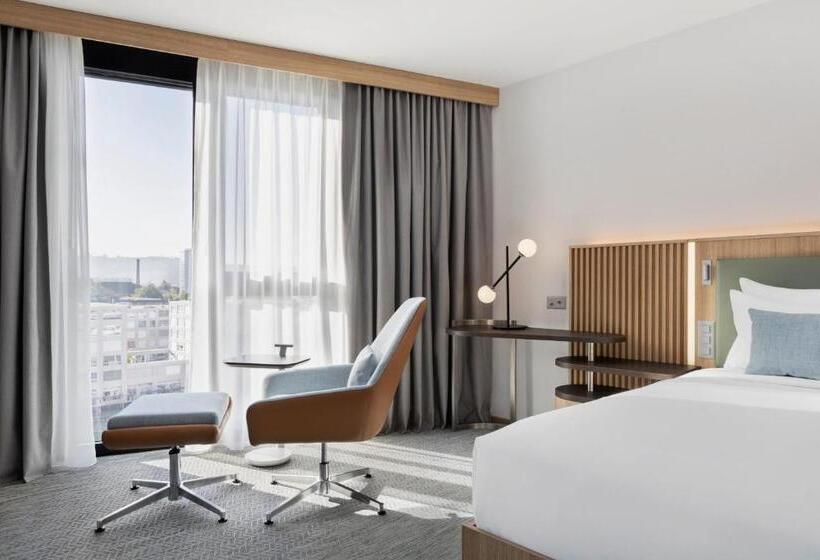 בית מלון כפרי Courtyard By Marriott Biel Bienne