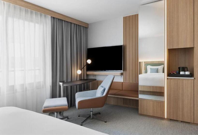 בית מלון כפרי Courtyard By Marriott Biel Bienne