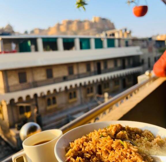 בית מלון כפרי Dara & Camel Safari