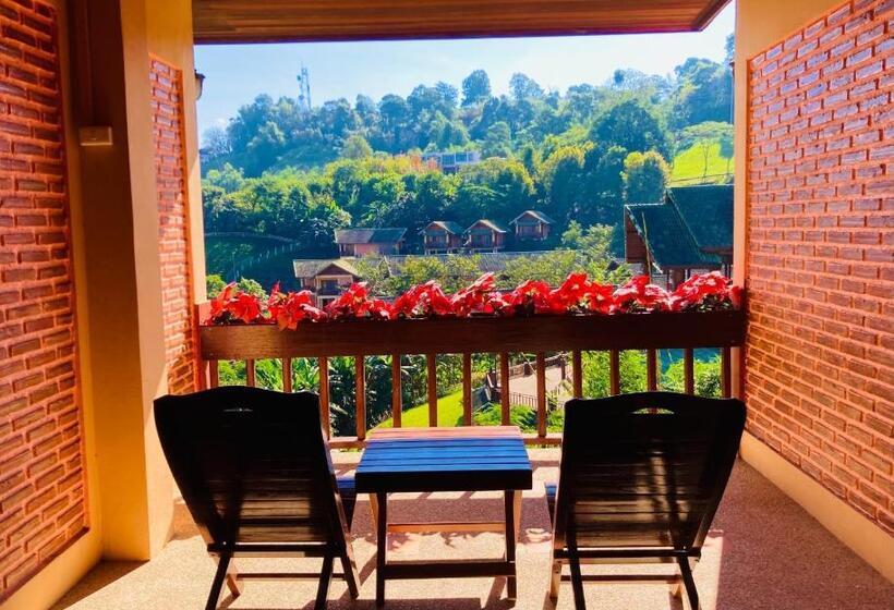 Отель ดอยหมอกดอกไม้รีสอร์ท Doimok Dokmai Resort