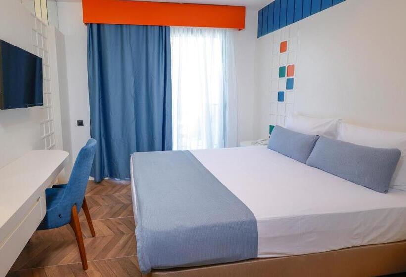 Отель Forest In