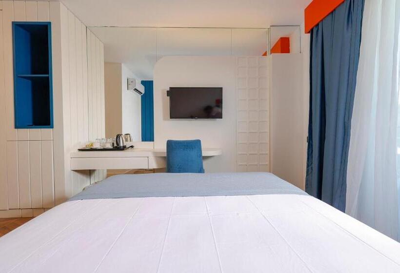 Отель Forest In