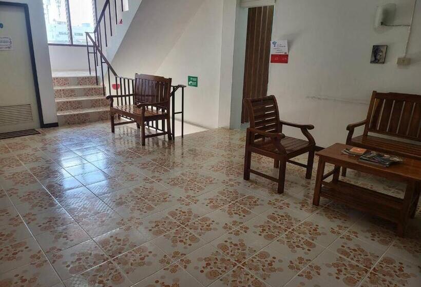 ホテル Home One Love Ayutthaya Main Zone By Baan One Love Group