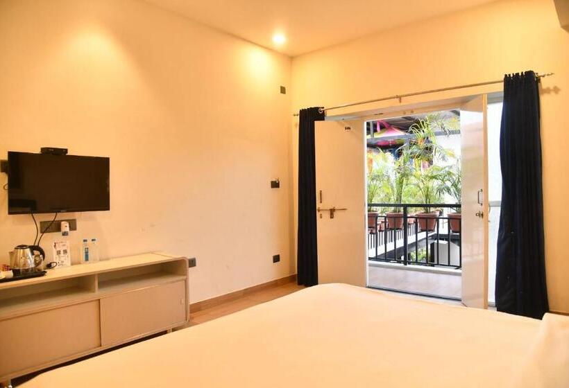 Отель Irish Courtyard Inn