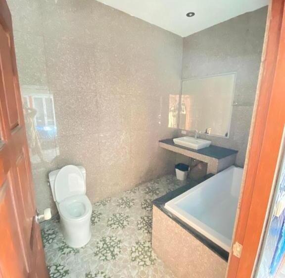 هتل Koeing Mansion