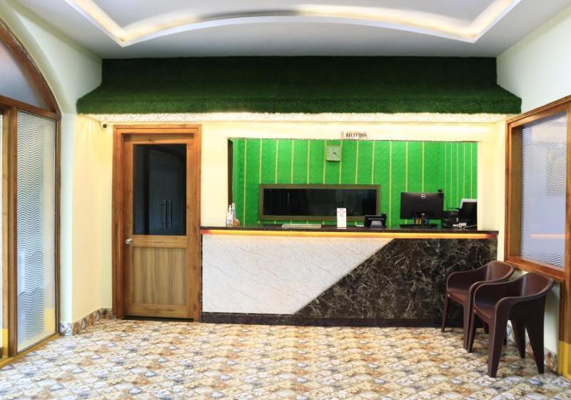 בית מלון כפרי Namo Inspire Smart Inn Llp