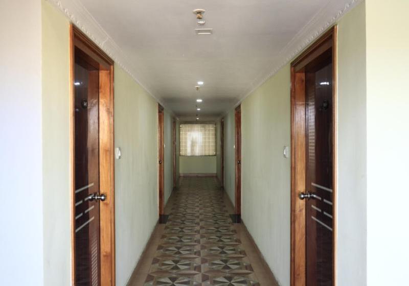 בית מלון כפרי Namo Inspire Smart Inn Llp