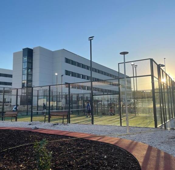 هتل Nodis Madrid Pozuelo