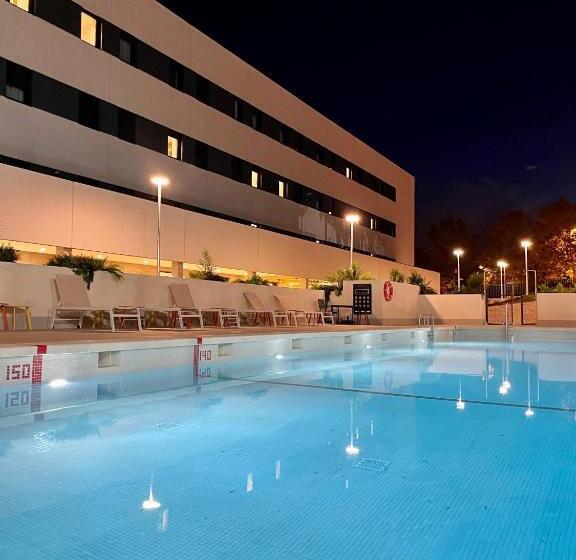 هتل Nodis Madrid Pozuelo