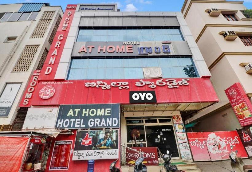בית מלון כפרי Oyo Flagship At Home Grand