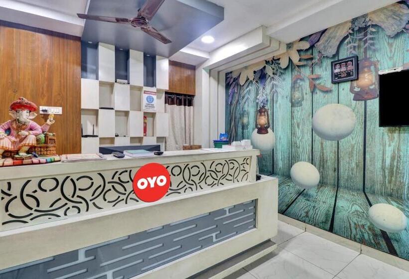 בית מלון כפרי Oyo Flagship At Home Grand