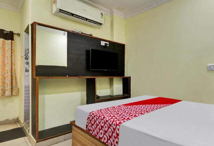 בית מלון כפרי Oyo Flagship At Home Grand