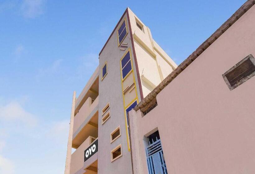 Отель Oyo Flagship G7 Residency