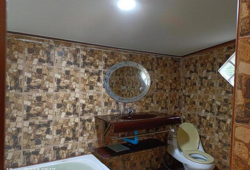 호텔 Panasak Resort