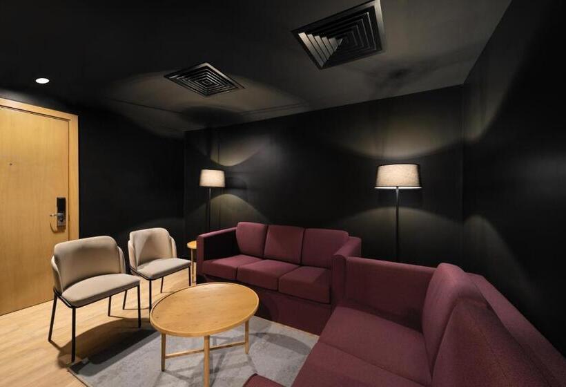 هتل Park Inn By Radisson Makkah Thakher Alsharqi