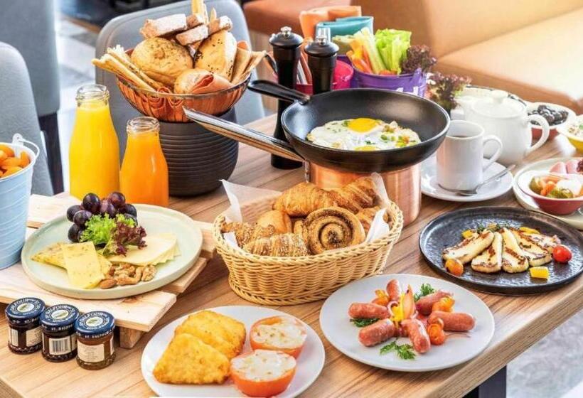 هتل Park Inn By Radisson Makkah Thakher Alsharqi