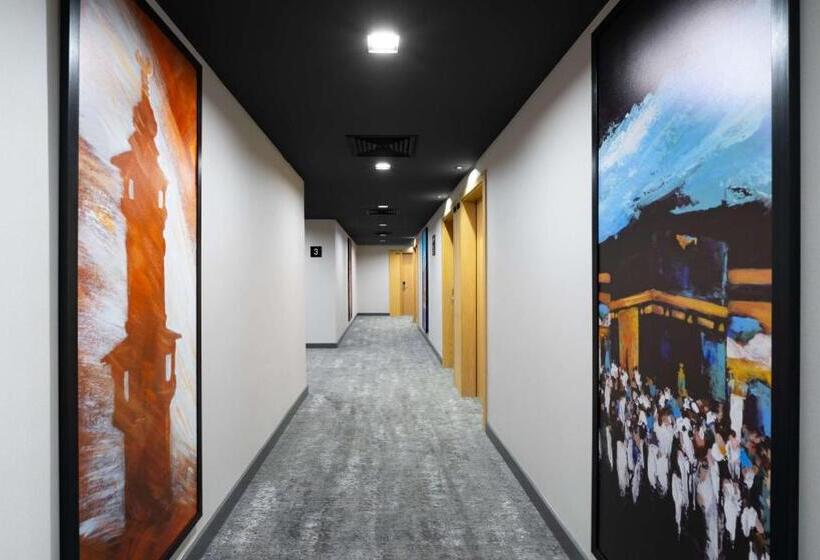 فندق Park Inn By Radisson Makkah Thakher Alsharqi