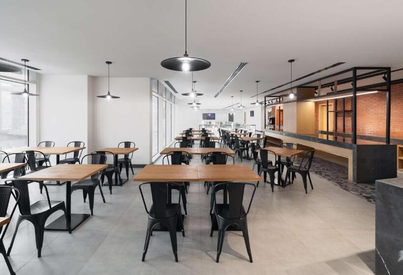هتل Park Inn By Radisson Makkah Thakher Alsharqi