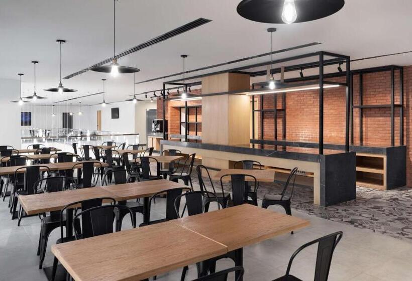 فندق Park Inn By Radisson Makkah Thakher Alsharqi