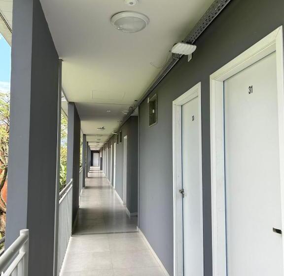 Отель Penedo Inn