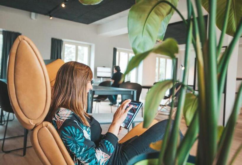 Отель Project Bay Workation Prora