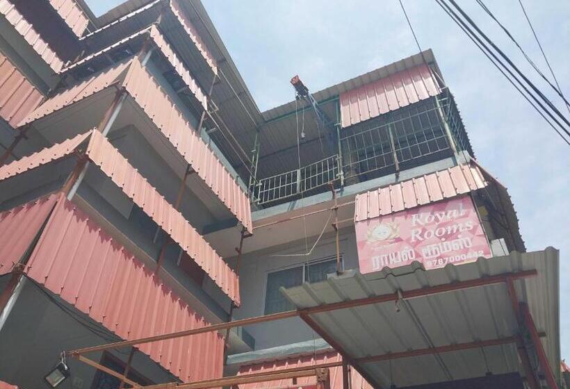 Отель Spot On Royal Rooms Non Ac