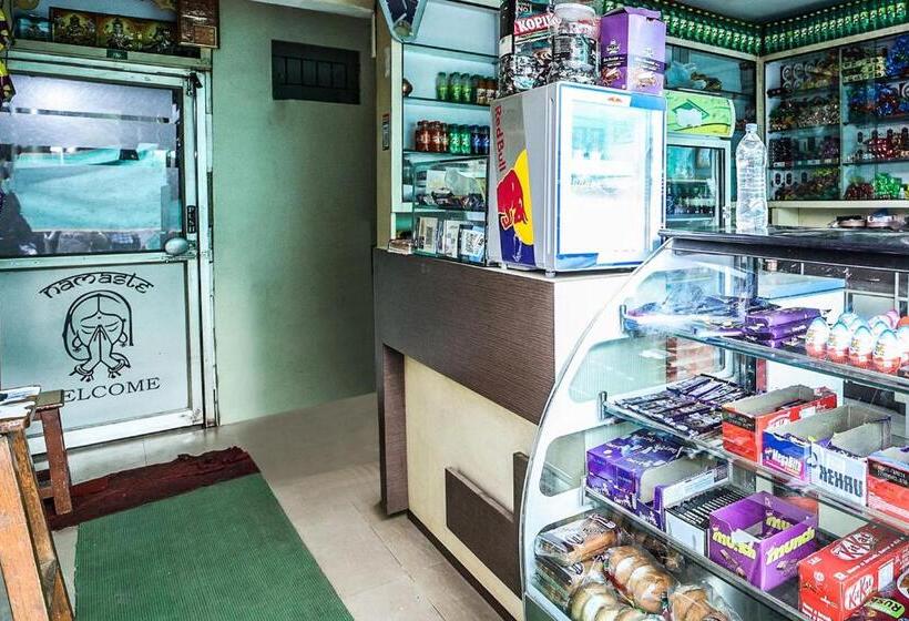 בית מלון כפרי Spot On Shree Purohit Lodge