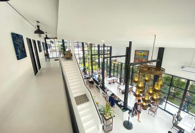 Hotel The Courtyard Chiangrai