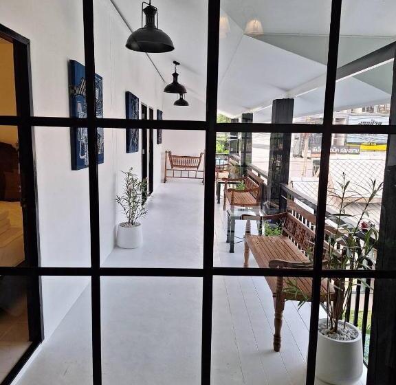 Hotel The Courtyard Chiangrai