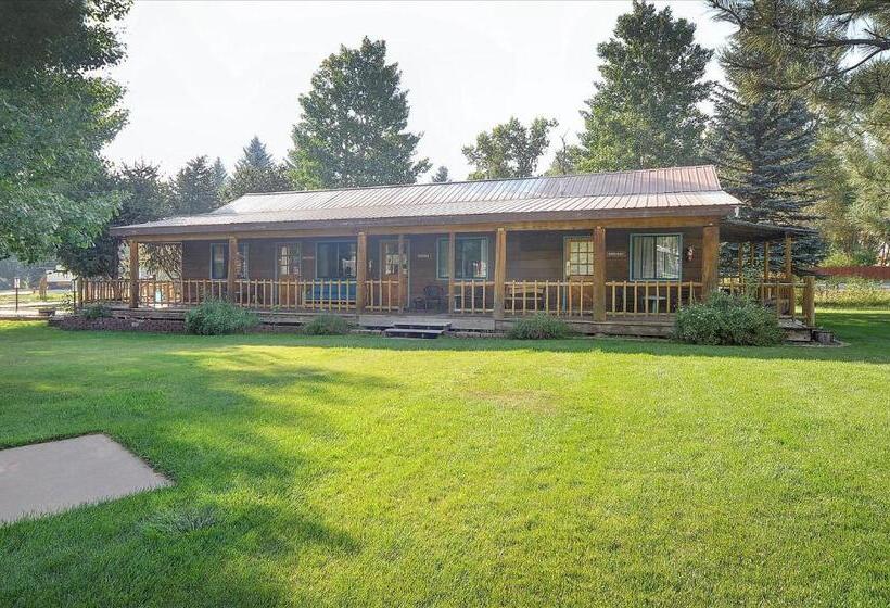 فندق Vista Court Cabins & Lodge