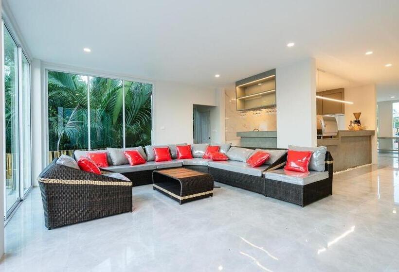 בית מלון כפרי Yunoya Riverside Villa