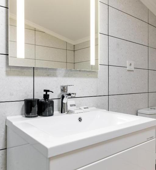 هتل Zhytomyr Palace Mimino