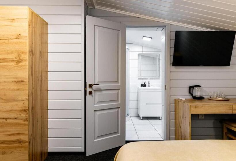 هتل Zhytomyr Palace Mimino