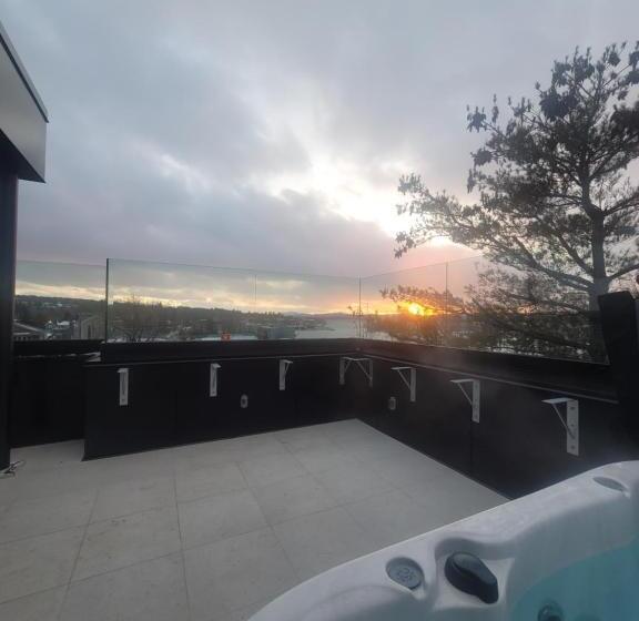 Hôtel   Expérience   Quartier Des Marinas